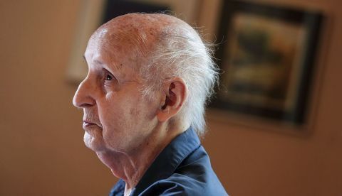 El presidente del Consell Valencià de Cultura, Santiago Grisolia, considera que el actual gobierno de la Generalitat, en el ecuador de la legislatura, lo está haciendo "muy bien" y ha conseguido "limpiar la imagen" de la Comunitat, aunque cree que "puede hacer más". EFE