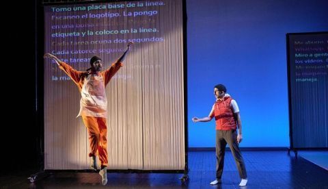 ‘Islave’: La cara negra del Iphone