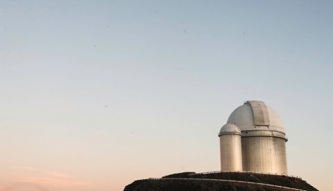 El Telescopio ESO en el Observatorio de la Silla, en Chile. EFE/Alberto Valdés