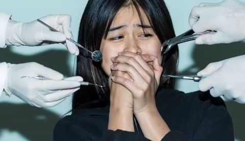 Diálogos imposibles: La odisea en la silla del dentista
