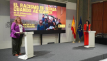 La ministra de Igualdad, Ana Redondo, y la directora general para la Igualdad de Trato y No Discriminación y contra el Racismo, Beatriz Carrillo, durante la presentación de la campaña. / © lamoncloa.gob.es. Ministerio de la Presidencia.