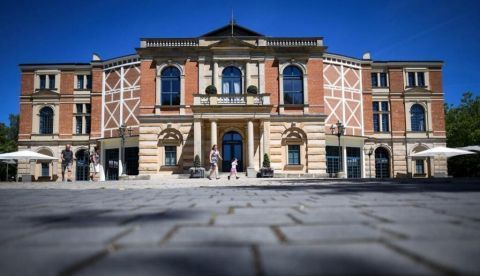 Bayreuth fulmina sin piedad el “Anillo” serial de Schwarz