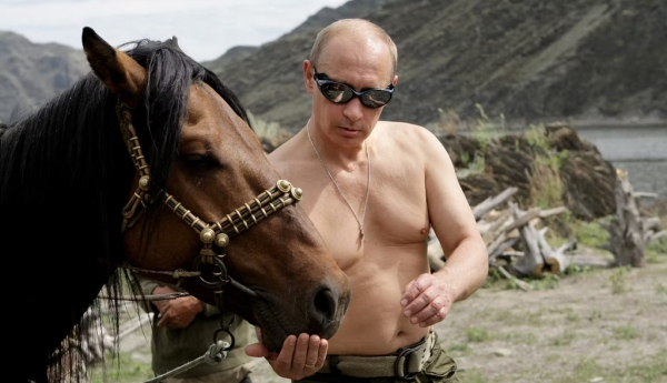 Vladimir Poutine, président de la Fédération de Russie, lors de ses vacances en Sibérie, en 2009. Alexey Druzhinin/Ria Novosti/AFP