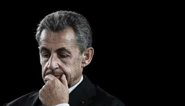 L'ancien président de la République Nicolas Sarkozy lors d'une conférence à Bordeaux, le 8 octobre 2021. Philippe Lopez/ AFP
