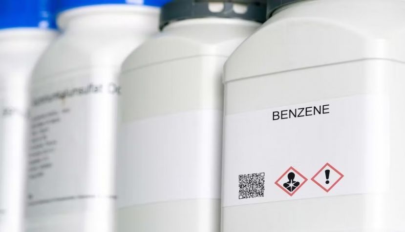 El benceno es un disolvente tóxico y cancerígeno. Luchschen / Shutterstock