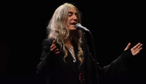Patti Smithen un concierto en el Teatro Fraschini - Pavia, 2019. Alessandro Ceci / Flickr, CC BY-NC