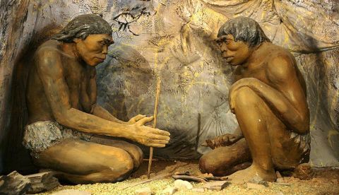 ¿Quién ejercía los cuidados en la Prehistoria?