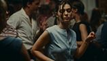 Le nouveau film d'Audrey Diwan remet dans la lumière ce moment terrible, et tabou, entre grossesse non désirée et avortement illégal dans les années 1960 (Anne, jouée par Anamaria Vartolomei). L'Événement/Audrey Diwan/ Wild Bunch / Allociné, CC BY-SA