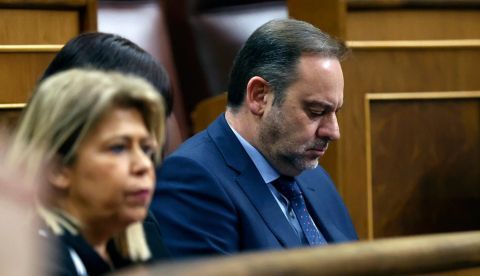 Entre la lealtad y el olvido: La política de sospechas y sacrificios