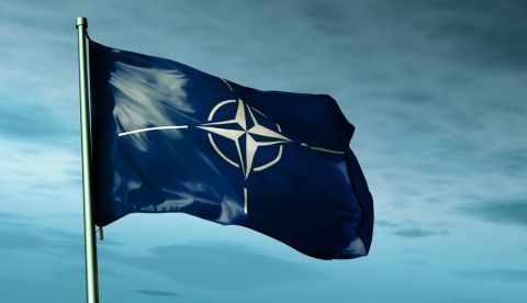 Señor@s de la OTAN, una Europa arbitral es posible