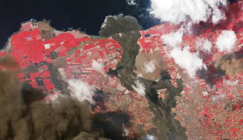 Imagen de La Palma tomada por los satélites SkySat de la ESA el 4 de octubre.
