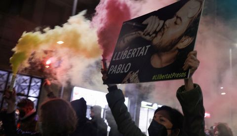 Los disturbios contra el estado democrático: ¡Qué difícil es ser gobierno y oposición en Cataluña!