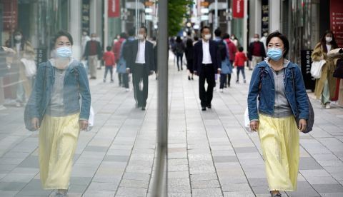 Las zonas con temperatura de 5 a 15 grados aglutinan el 60 % de casos de COVID-19, según estudio/EFE/EPA/FRANCK ROBICHON
