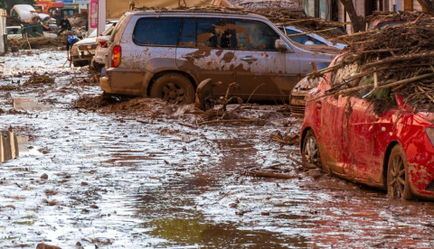 Tras el paso de una fuerte dana en octubre de 2024 se detectaron microorganismos patógenos en el agua de consumo de la Comunidad Valenciana (España). Vicente Sargues/Shutterstock