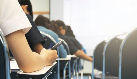 Movimiento "Sin notas": menos calificación numérica y repetición de curso