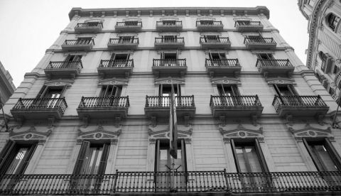 Un libro afirma que en la comisaría de Via Laietana se torturó en el franquismo y en democracia