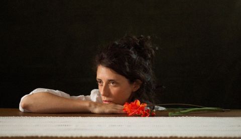 La cineasta Catarina Vasconcelos hace de la muerte y el luto un poema visual