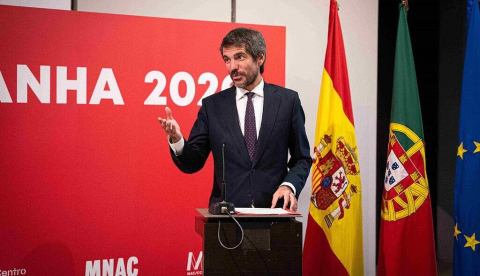 El ministro de Cultura, Ernest Urtasun, durante su intervención en la inauguración de la bienal Mostra Espanha en Lisboa. / © lamoncloa.gob.es. Ministerio de la Presidencia.