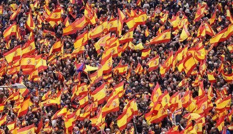MADRID, 10/02/2019.-Concentración convocada por PP, Ciudadanos y VOX este domingo en la plaza de Colón de Madrid, en protesta por el diálogo de Pedro Sánchez con los independentistas catalanes y en demanda de elecciones generales. EFE/Luca Piergiovanni