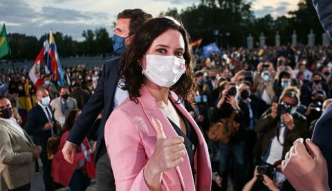 Unas elecciones que no cambian nada en Madrid