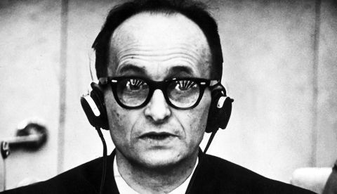 ADOLF EICHMANN (1906-1962). / Líder nazi alemán y oficial de las SS. Fotografiado durante su juicio por crímenes de lesa humanidad en Jerusalén, 1961.