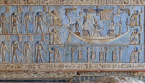 Techo con motivos astronómicos en el templo de Dendera, en Egipto. kairoinfo4u/Flickr