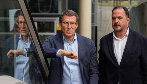 Alberto Núñez Feijóo (i) en una imagen del Partido Popular.