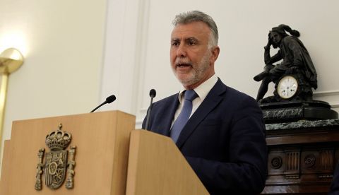 El presidente del Gobierno de Canarias, Ángel Víctor Torres / EFE