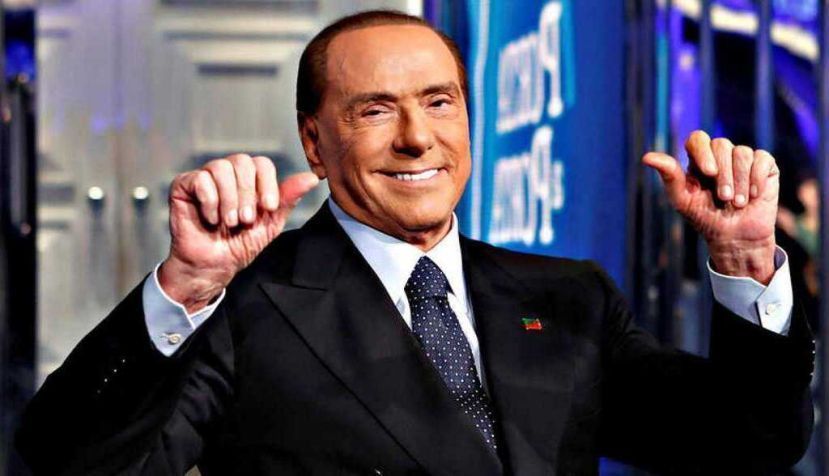 Berlusconi: el promotor inmobiliario que se convirtió en el primer ministro más extravagante de Italia