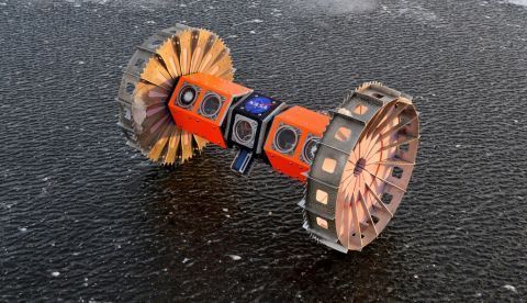 Fotografía facilitada por la NASA del robot Bruie que se probará en el próximo verano austral en la Antártida con miras a usarlo en el futuro en una misión para buscar vida extraterrestre en una luna de Júpiter en 2025. El robot autónomo de un metro de longitud, que es capaz de operar en el agua, tiene ruedas independientes que le permiten desplazarse por debajo del hielo. EFE