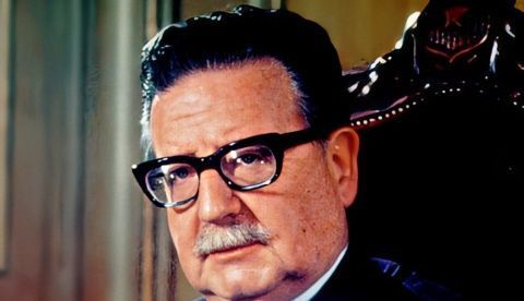 Retrato de Salvador Allende en la silla presidencial del Palacio de La Moneda, 1972. / WIkipedia