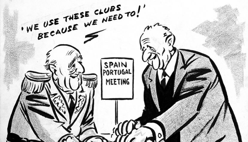 Caricatura de De Alba publicada por The Washington Daily News en la que los ancianos dictadores de España y de Portugal, Franco y Salazar, se reúnen para dialogar: «¡Usamos estos garrotes porque los necesitamos!».
