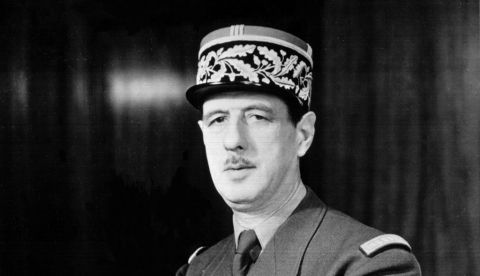 De Gaulle durante la Segunda Guerra Mundial, vistiendo el uniforme de general de brigada que luciría en actos públicos por el resto de su vida. / Wikipedia