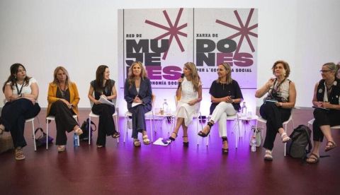La ministra de Trabajo, Yolanda Díaz, en el acto de presentación de la Red de MujerES por la Economía Social. / © lamoncloa.gob.es. Ministerio de la Presidencia.