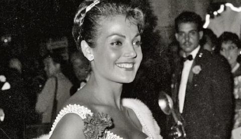 La actriz española Carmen Sevilla en el Festival de San Sebastián de 1956. Paco Marí / Kutxa Fototeka, CC BY-SA