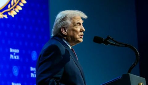 Donald Trump da un discurso durante la primera cumbre de la Junta de Paz, celebrada el 19 de febrero en Washington. Casa Blanca