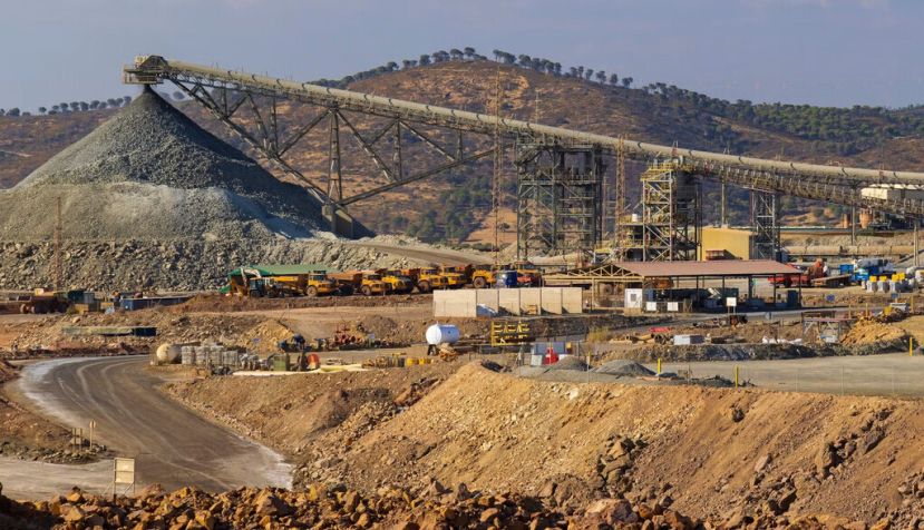 Mina de cobre en el Parque Minero de Riotinto, Huelva. Richard Semik/Shutterstock